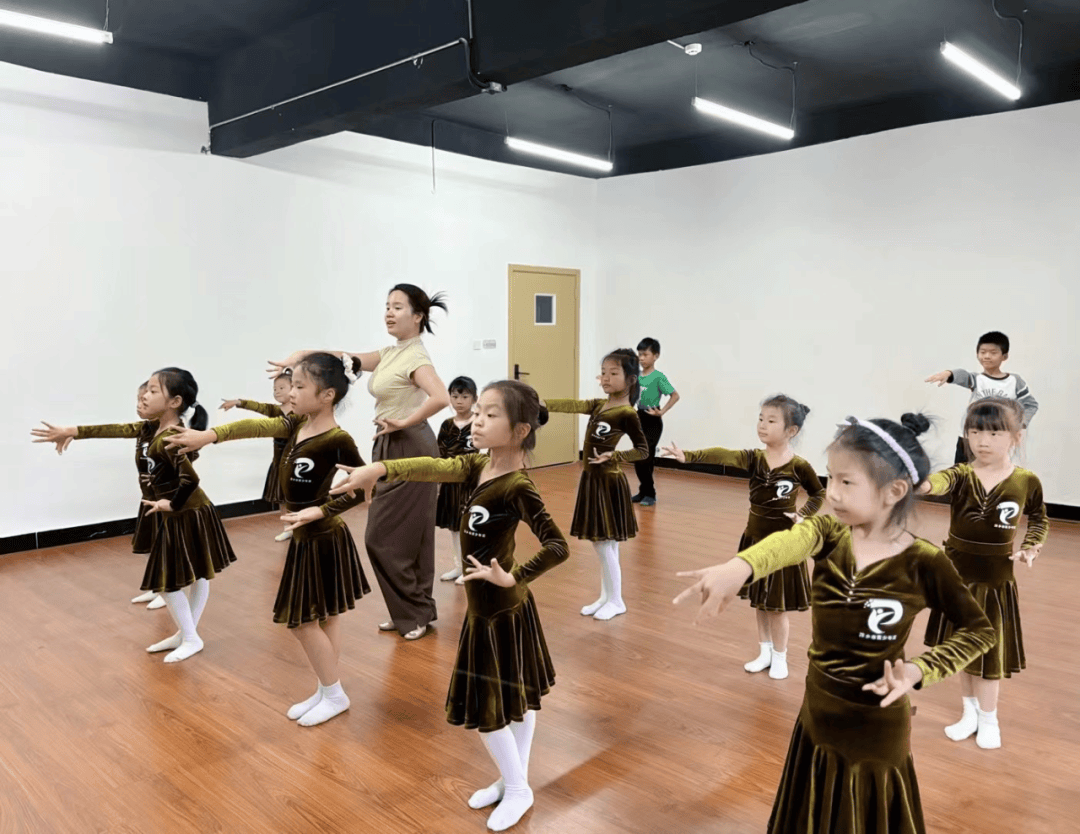 pg麻将胡了-2025，我们与青少年一同成长｜萍乡市青少年宫年度亮点回顾
