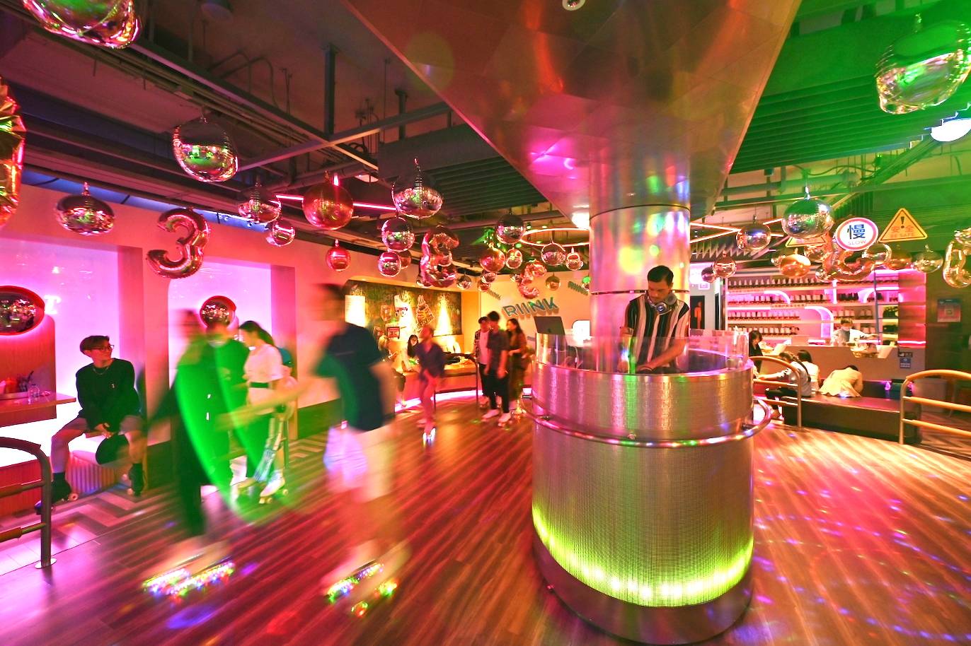 麻将胡了-如何挑选生日派对餐厅？RIINK轮滑主题餐厅值得推荐