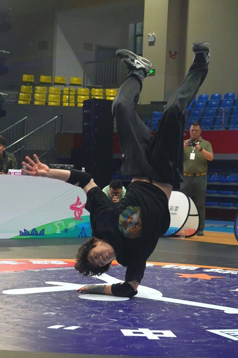 麻将胡了-“五一”假期，东莞记忆，舞力全开！东莞两大顶级街舞赛事，连嗨两天！